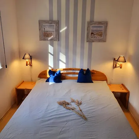 Achtern Diek 15a Whg 1 * Zingst